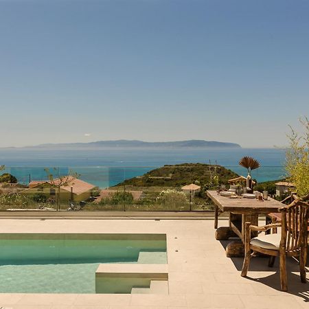 Hilaritas Luxury Suites Sea View, Private Pool & Jacuzzi Paradise Ratzaklíon Екстериор снимка