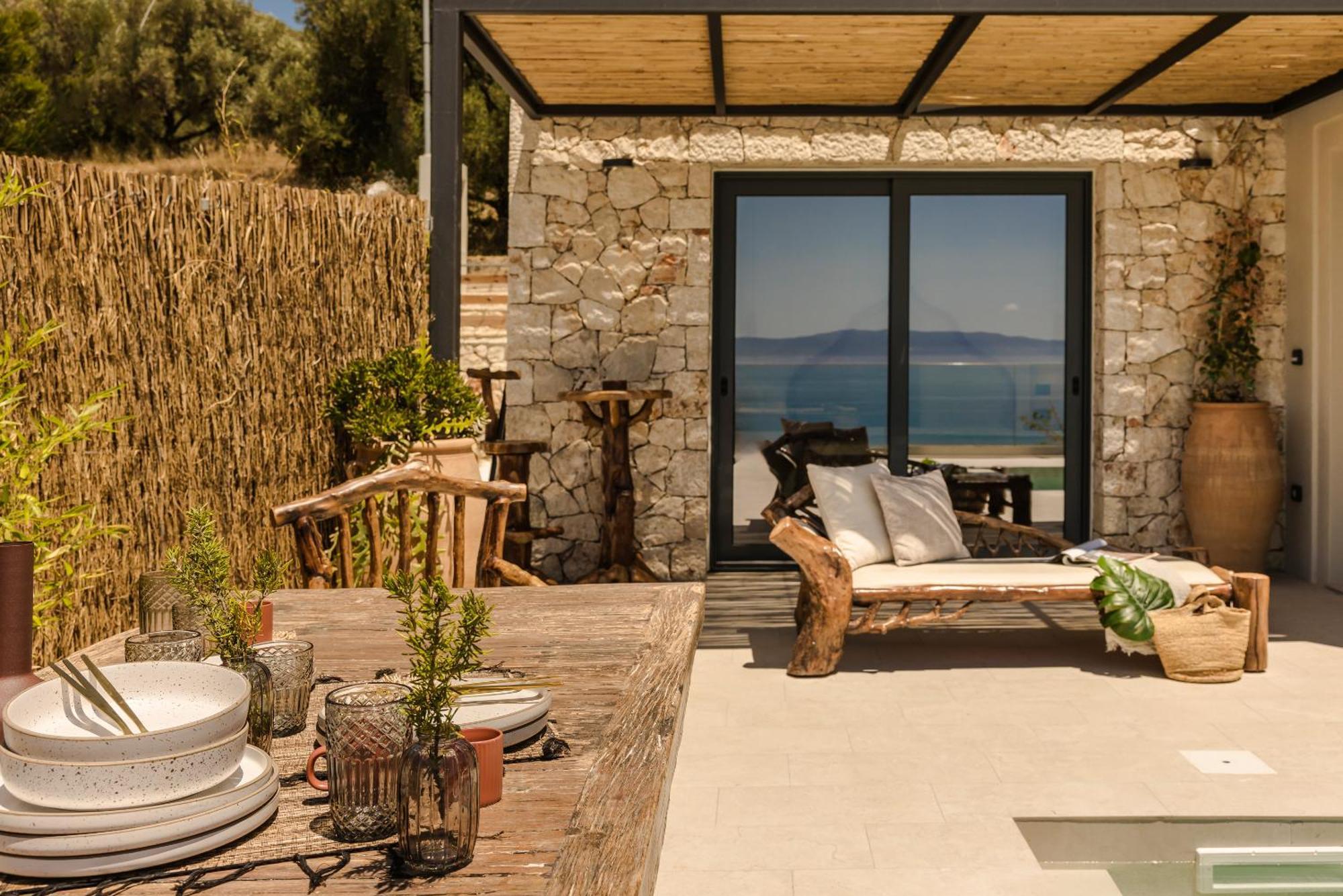 Hilaritas Luxury Suites Sea View, Private Pool & Jacuzzi Paradise Ratzaklíon Екстериор снимка