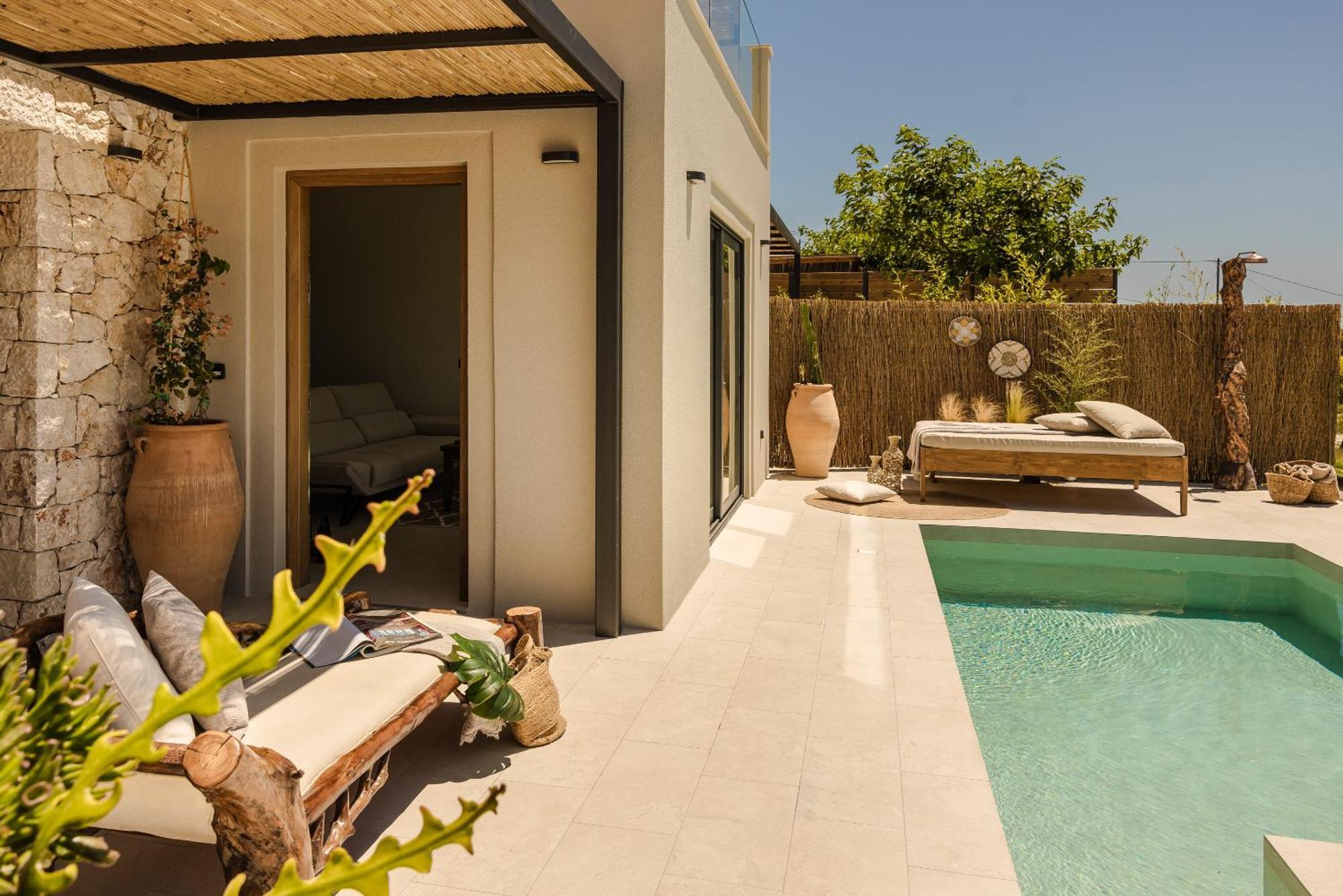 Hilaritas Luxury Suites Sea View, Private Pool & Jacuzzi Paradise Ratzaklíon Екстериор снимка