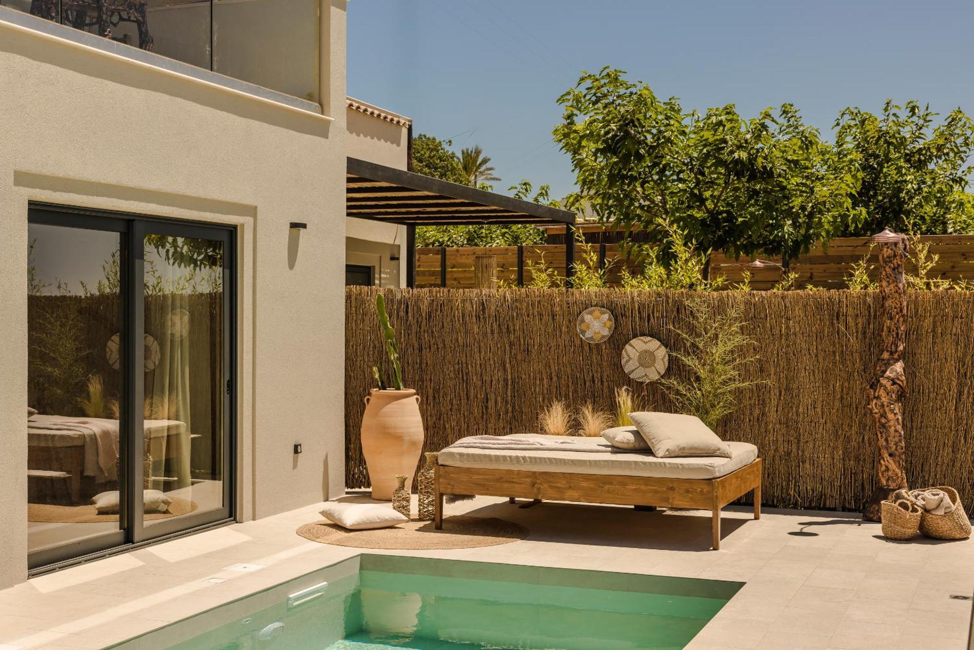 Hilaritas Luxury Suites Sea View, Private Pool & Jacuzzi Paradise Ratzaklíon Екстериор снимка