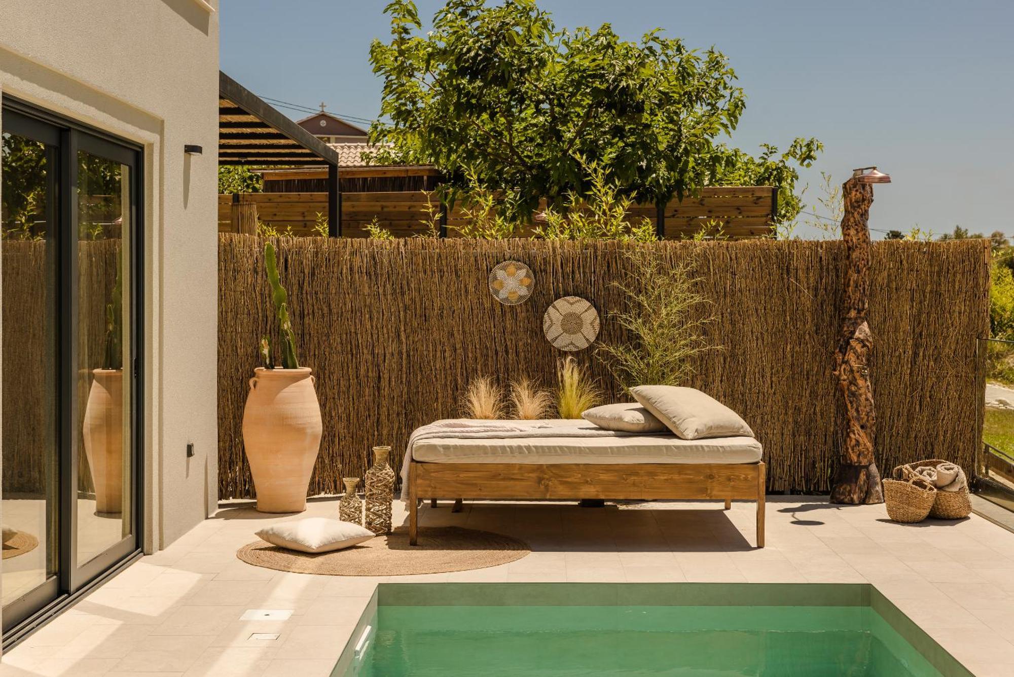 Hilaritas Luxury Suites Sea View, Private Pool & Jacuzzi Paradise Ratzaklíon Екстериор снимка