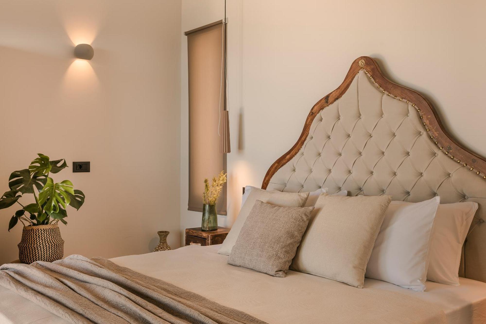 Hilaritas Luxury Suites Sea View, Private Pool & Jacuzzi Paradise Ratzaklíon Екстериор снимка