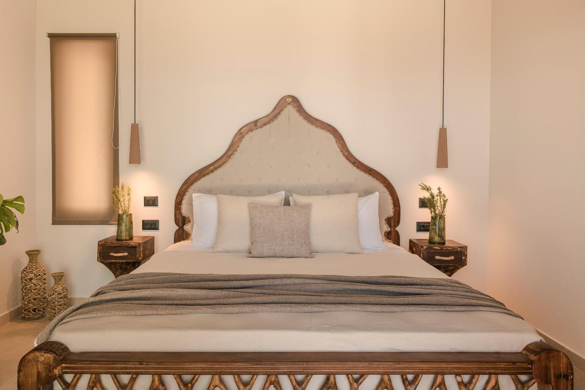 Hilaritas Luxury Suites Sea View, Private Pool & Jacuzzi Paradise Ratzaklíon Екстериор снимка
