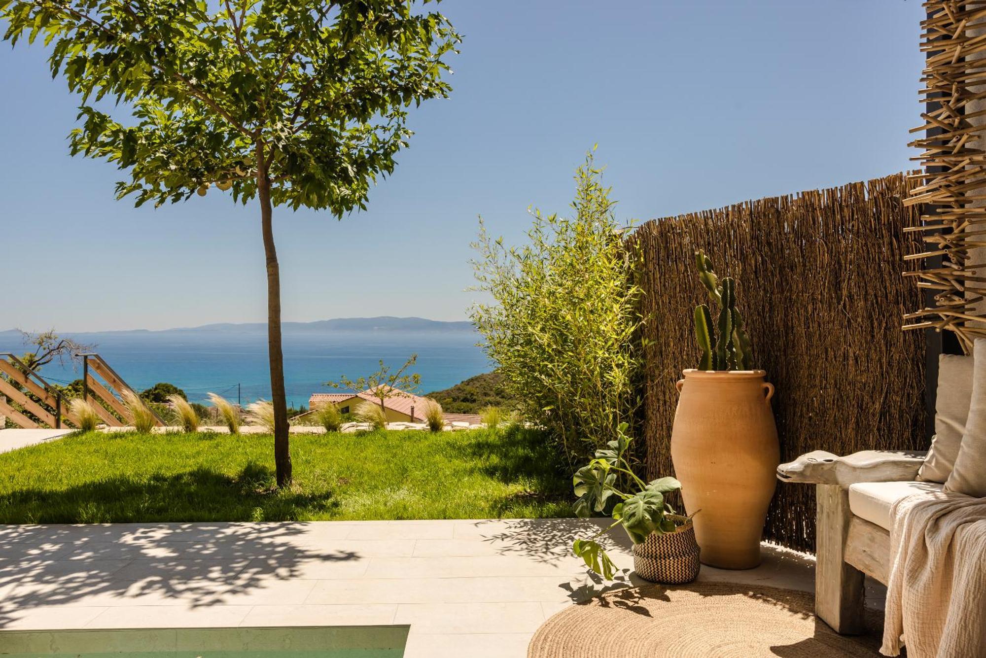 Hilaritas Luxury Suites Sea View, Private Pool & Jacuzzi Paradise Ratzaklíon Екстериор снимка